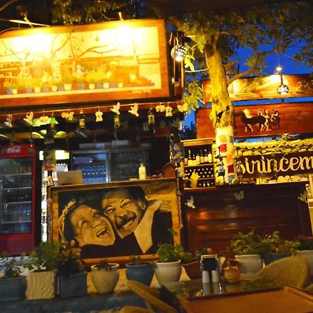 Sirincem Quarto em Acomodações Particulares