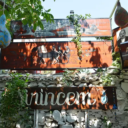 Sirincem Gazde/Camere de închiriat